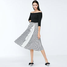 Load image into Gallery viewer, Polka Dot Print Pleated Dress
